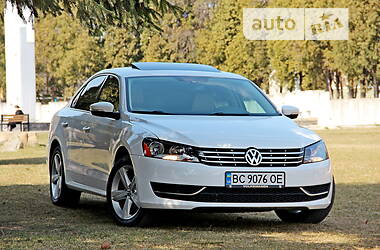 Седан Volkswagen Passat 2012 в Самборе