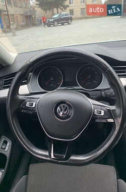 Универсал Volkswagen Passat 2015 в 