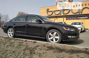 Седан Volkswagen Passat 2013 в Днепре