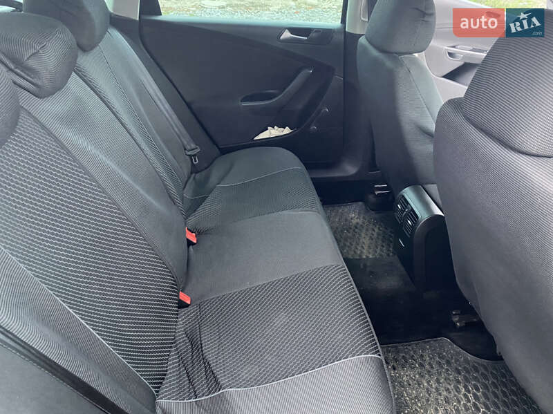 Универсал Volkswagen Passat 2010 в Самборе фото 9 Универсал Volkswagen Passat 2010 в Самборе