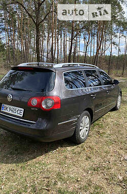 Универсал Volkswagen Passat 2007 в Сарнах