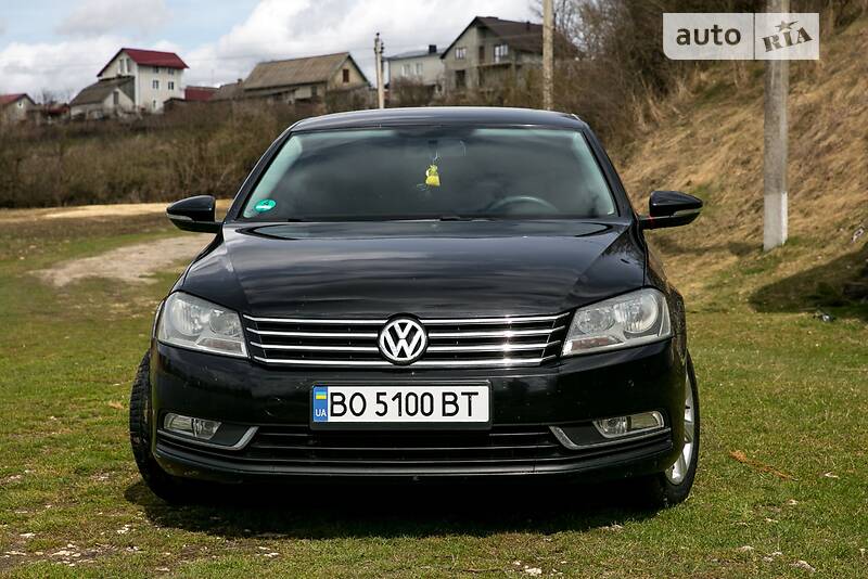 Седан Volkswagen Passat 2011 в 