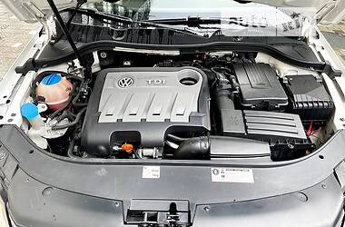 Универсал Volkswagen Passat 2012 в Дрогобыче