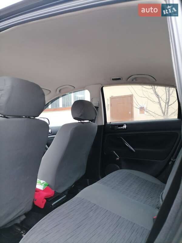 Седан Volkswagen Passat 1997 в Барановке
