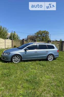 Универсал Volkswagen Passat 2011 в Луцке