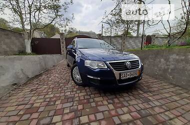 Универсал Volkswagen Passat 2008 в Ровно