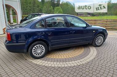 Седан Volkswagen Passat 1999 в Косове