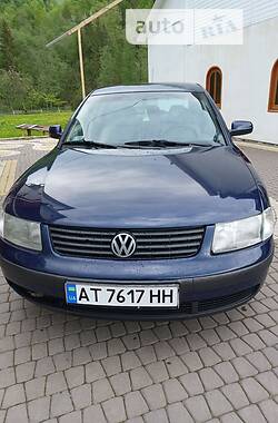 Седан Volkswagen Passat 1999 в Косове