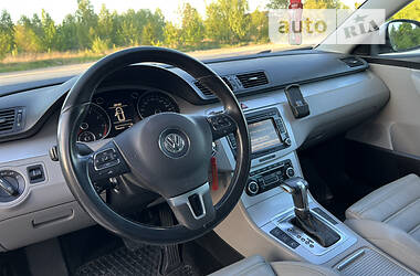 Универсал Volkswagen Passat 2010 в Кременце