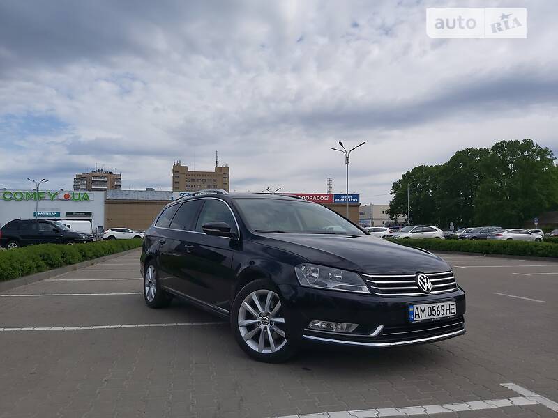 Универсал Volkswagen Passat 2013 в Житомире