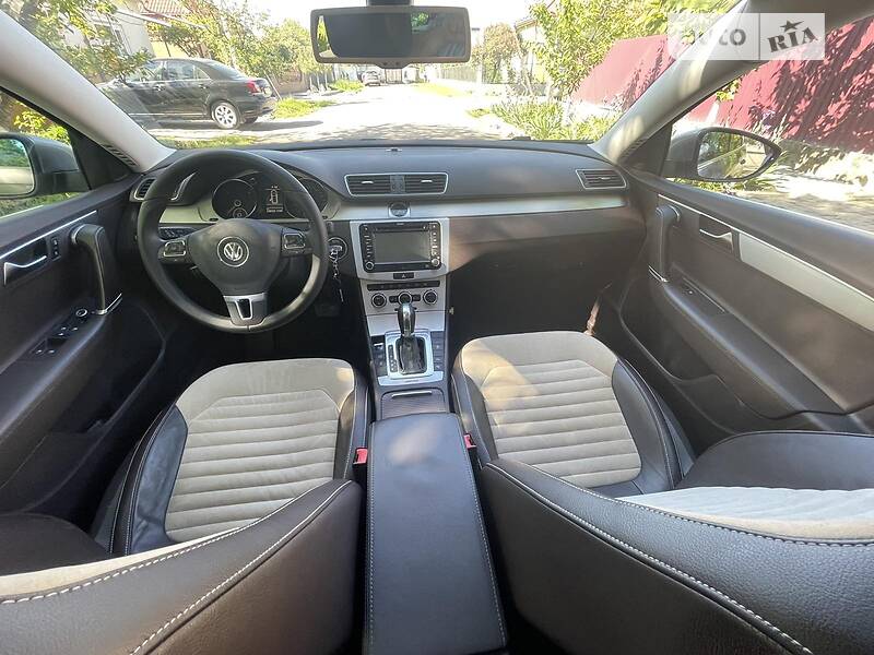 Универсал Volkswagen Passat 2012 в Виноградове