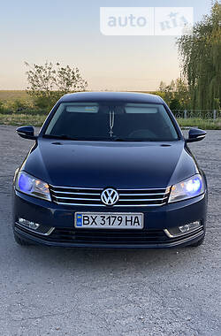 Седан Volkswagen Passat 2011 в Хмельницькому