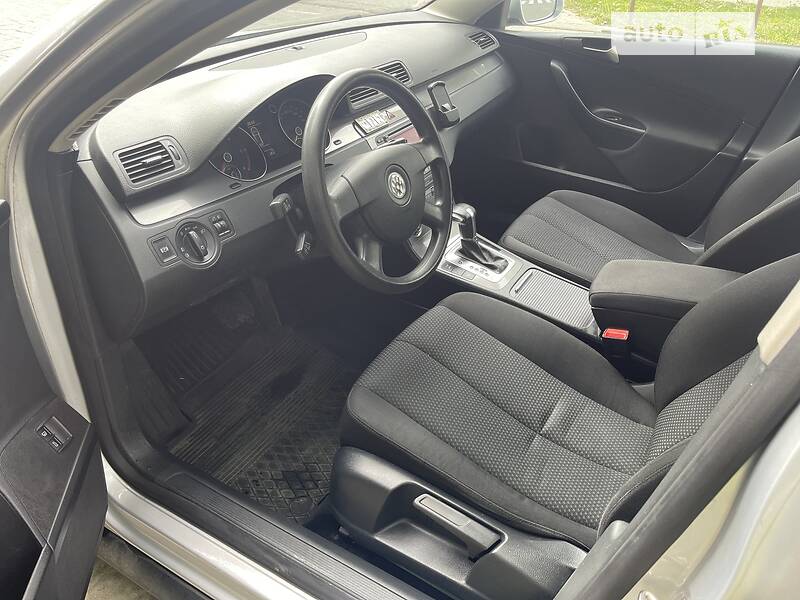 Универсал Volkswagen Passat 2009 в Львове