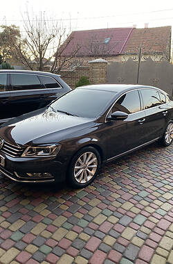 Седан Volkswagen Passat 2012 в Мукачевому