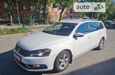 Универсал Volkswagen Passat 2013 в Львове