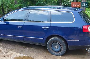 Универсал Volkswagen Passat 2008 в Киеве