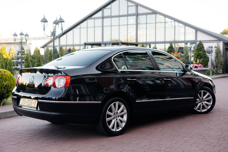 Седан Volkswagen Passat 2008 в Стрые