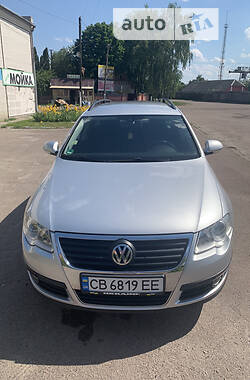 Универсал Volkswagen Passat 2010 в Киеве