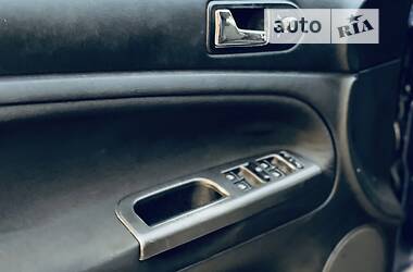 Седан Volkswagen Passat 2003 в 