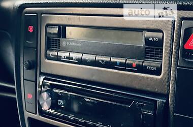 Седан Volkswagen Passat 2003 в 