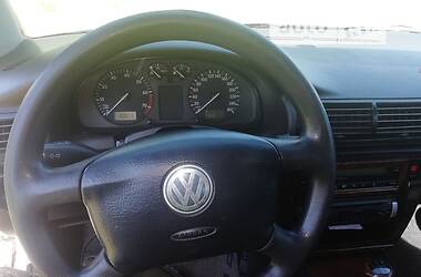 Седан Volkswagen Passat 1997 в Владимир-Волынском