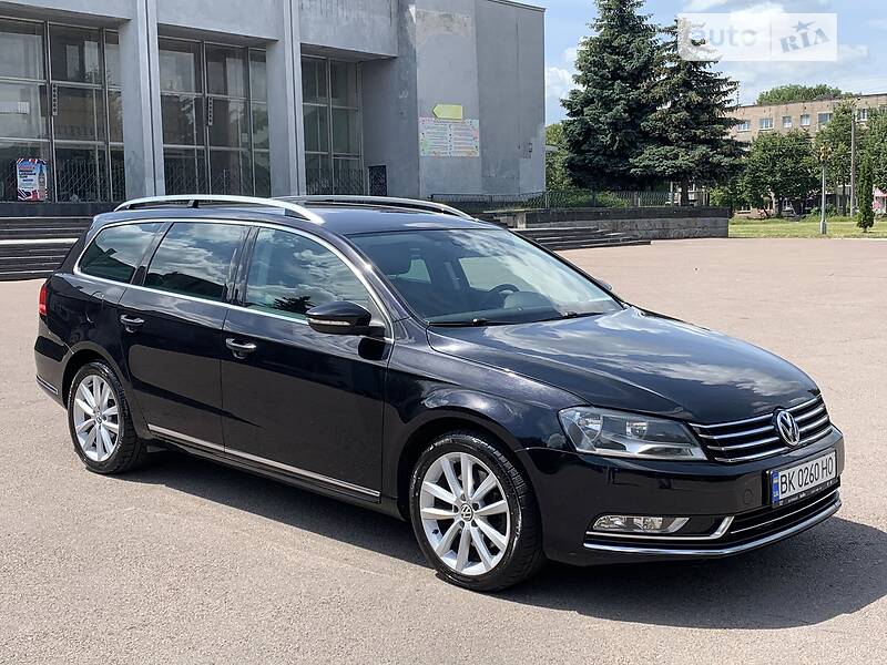 Универсал Volkswagen Passat 2011 в 