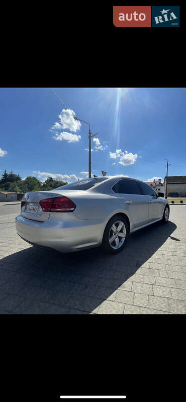 Седан Volkswagen Passat 2012 в Дрогобичі