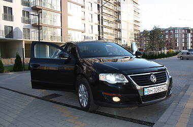 Седан Volkswagen Passat 2008 в Новояворівську