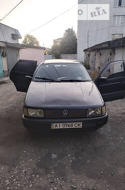 Седан Volkswagen Passat 1991 в Кам'янському