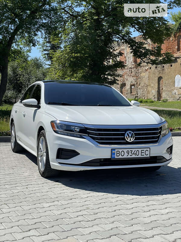 Седан Volkswagen Passat 2020 в Гатне