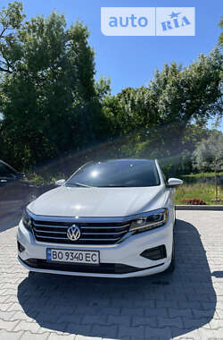 Седан Volkswagen Passat 2020 в Гатне