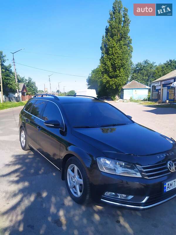 Універсал Volkswagen Passat 2011 в Овручі
