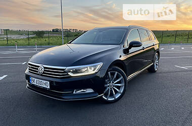Універсал Volkswagen Passat 2015 в 