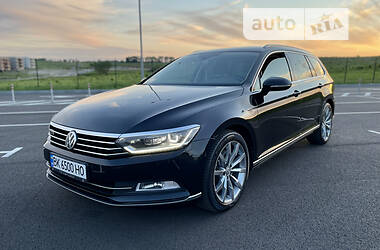 Універсал Volkswagen Passat 2015 в 