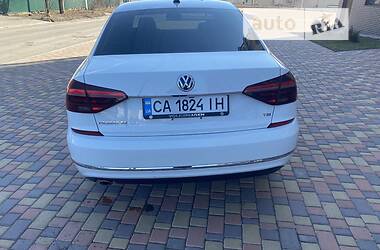 Седан Volkswagen Passat 2018 в Умані