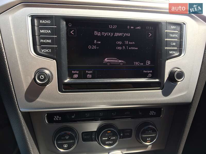 Універсал Volkswagen Passat 2016 в Ужгороді