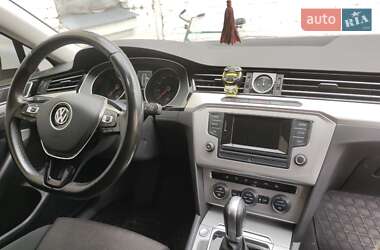 Седан Volkswagen Passat 2017 в 