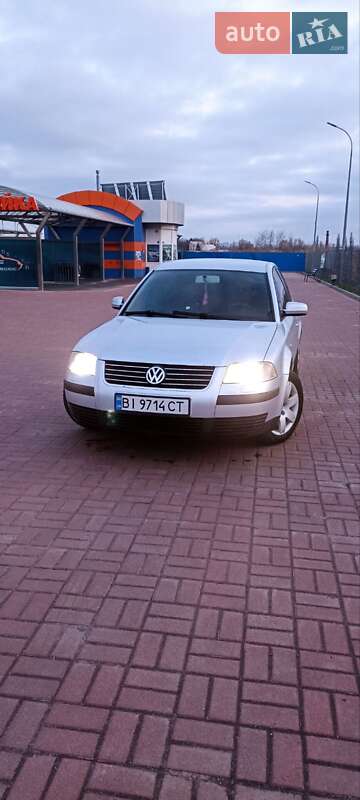 Седан Volkswagen Passat 2001 в Полтаве
