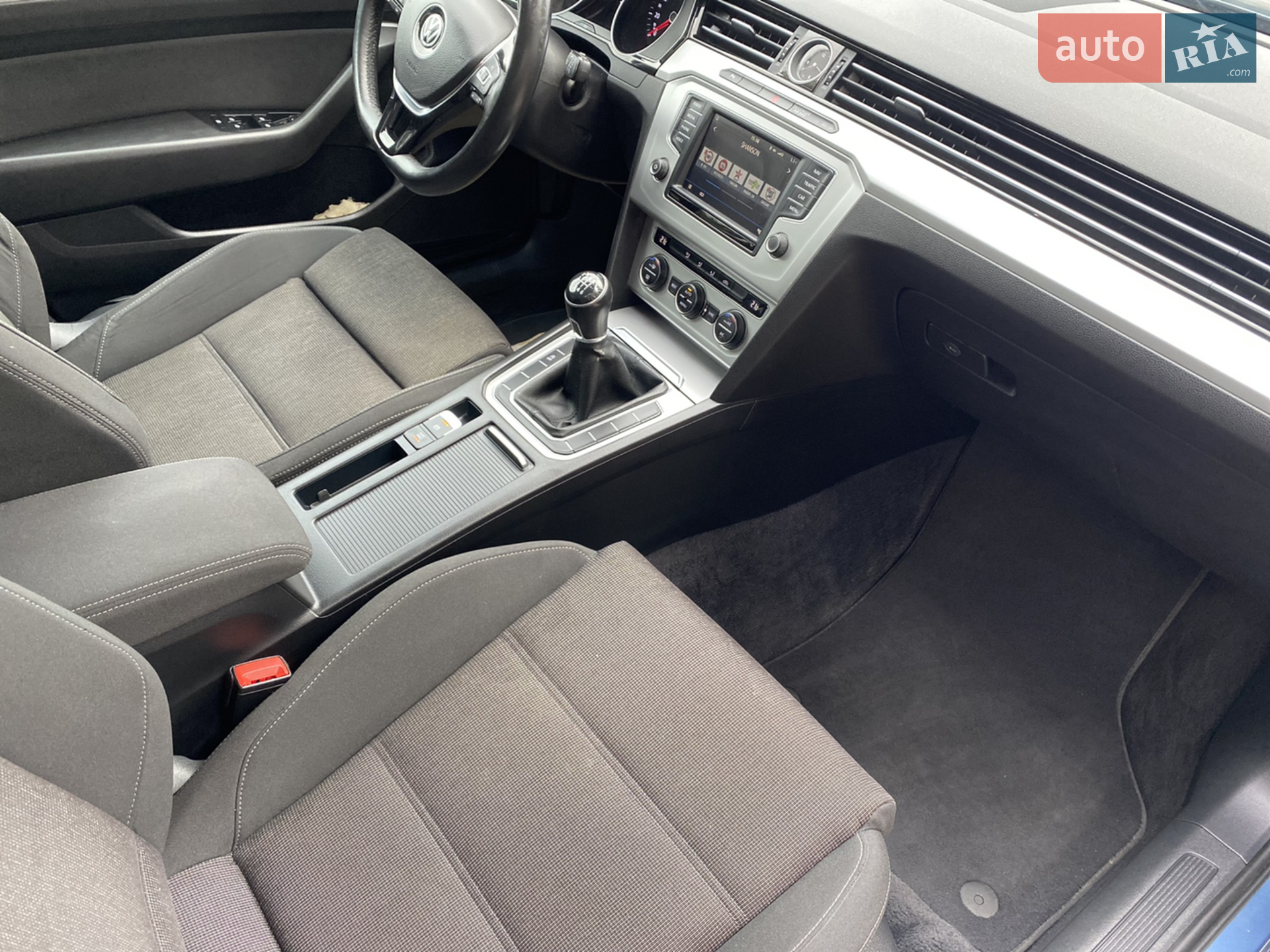 2016 Volkswagen Passat - мініатюра 18