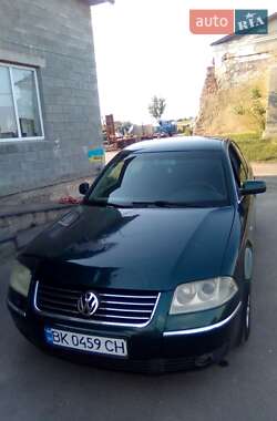 Універсал Volkswagen Passat 2001 в Дубні