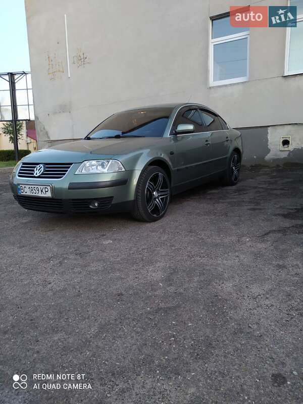 Седан Volkswagen Passat 2001 в Львове