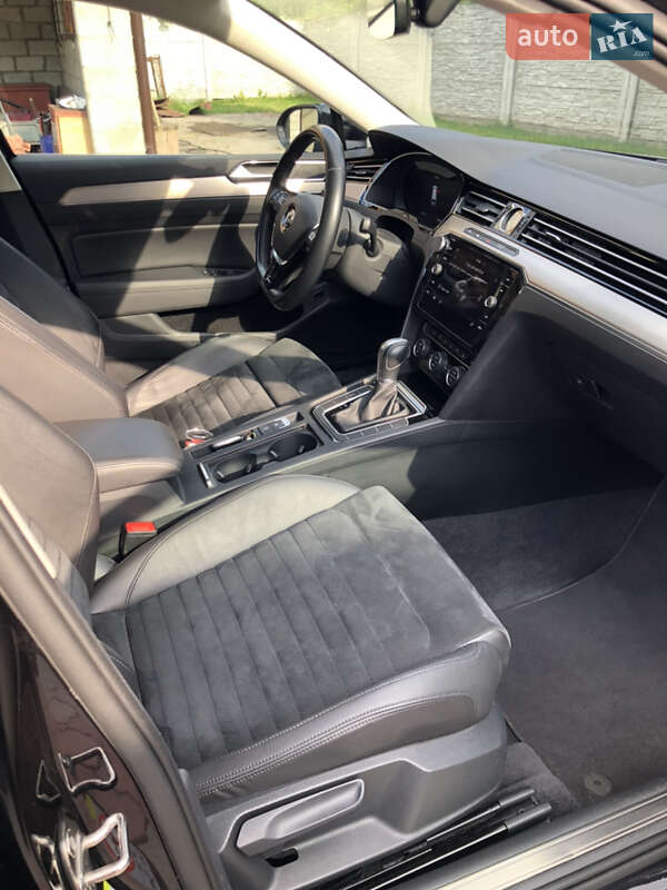 Универсал Volkswagen Passat 2018 в Ровно фото 16 Универсал Volkswagen Passat 2018 в Ровно