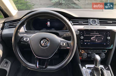 Универсал Volkswagen Passat 2018 в 
