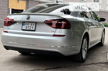 Седан Volkswagen Passat 2018 в Кам'янському