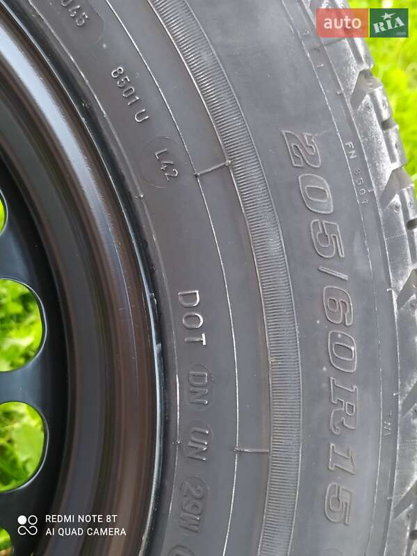 Седан Volkswagen Passat 2001 в Львове