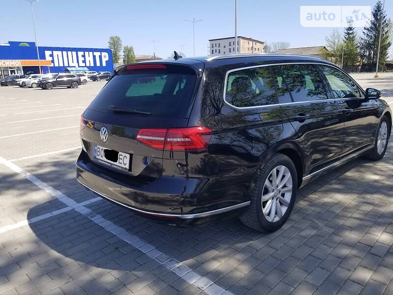 Універсал Volkswagen Passat 2015 в Тернополі