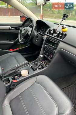 Седан Volkswagen Passat 2013 в 