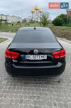 Седан Volkswagen Passat 2013 в 