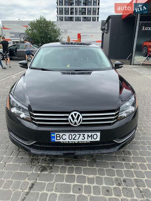 Седан Volkswagen Passat 2013 в 