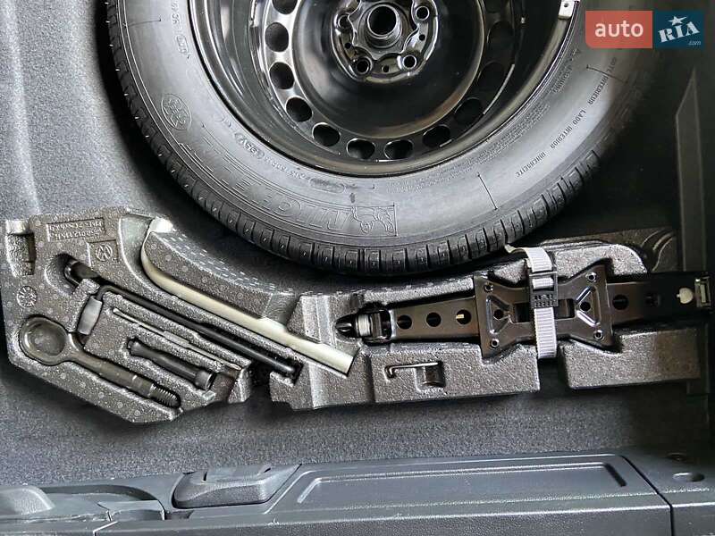 Універсал Volkswagen Passat 2017 в Кривому Розі